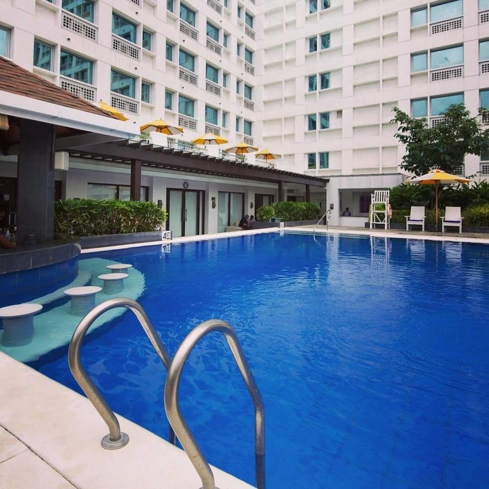 Quest Serviced Residences Cebu Exteriér fotografie