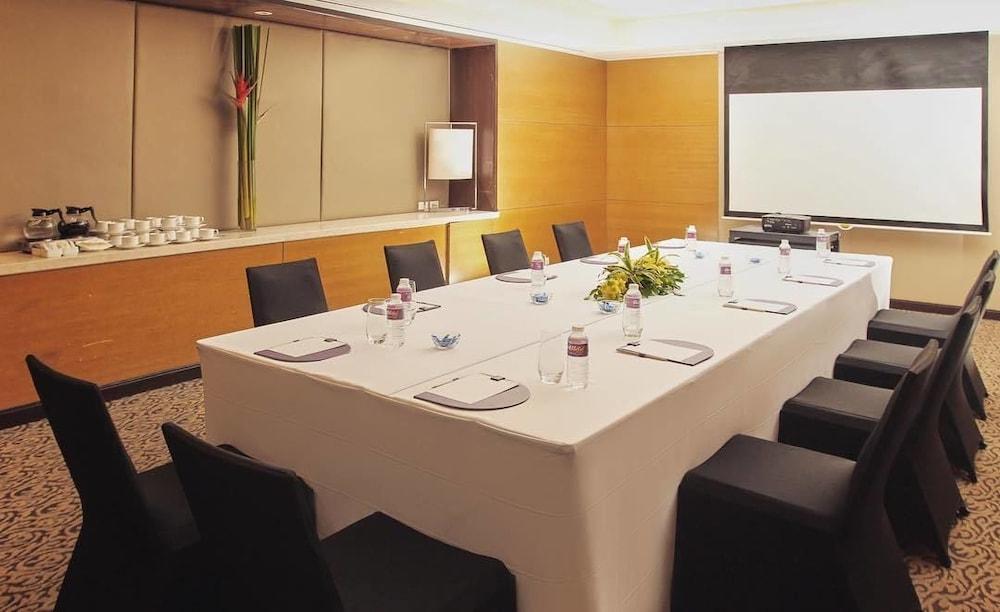 Quest Serviced Residences Cebu Exteriér fotografie