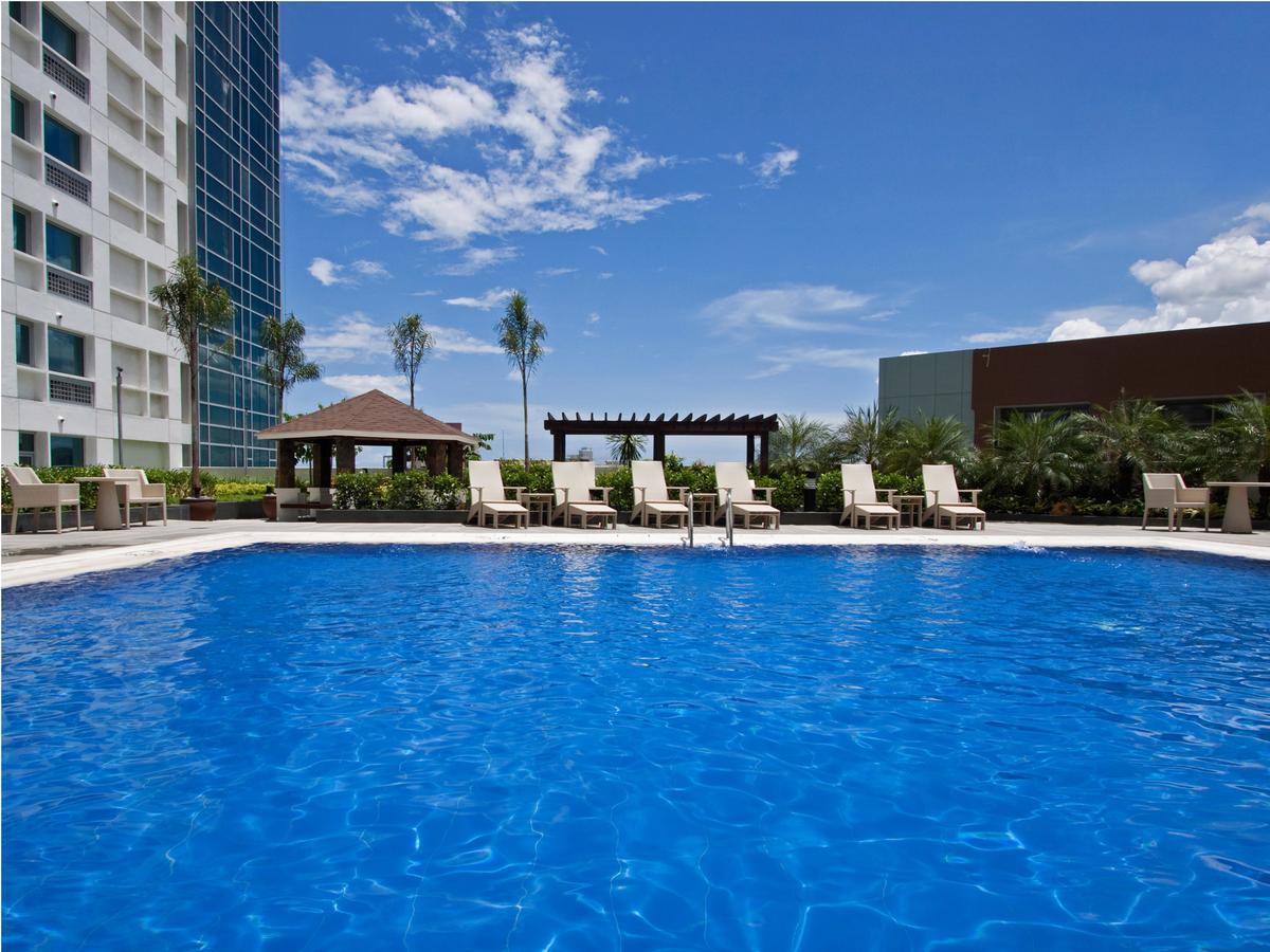 Quest Serviced Residences Cebu Exteriér fotografie